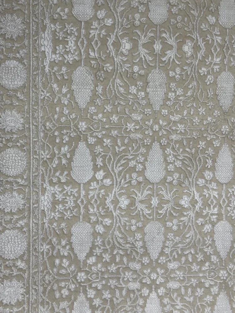 Hand Knotted Silk And wool Indian Rug