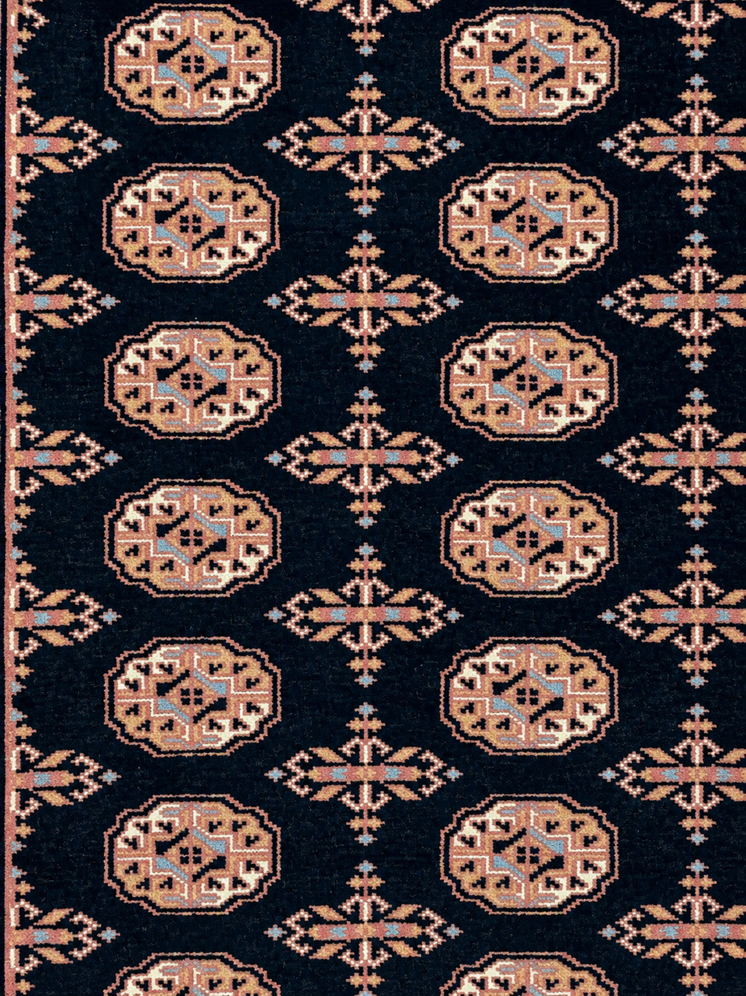 Bohkara hand knotted Pakistan 196x139cm
