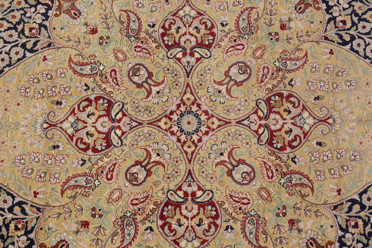 281cm x 183cm Hand Knotted Kashmiri area rug pure wool pile ru