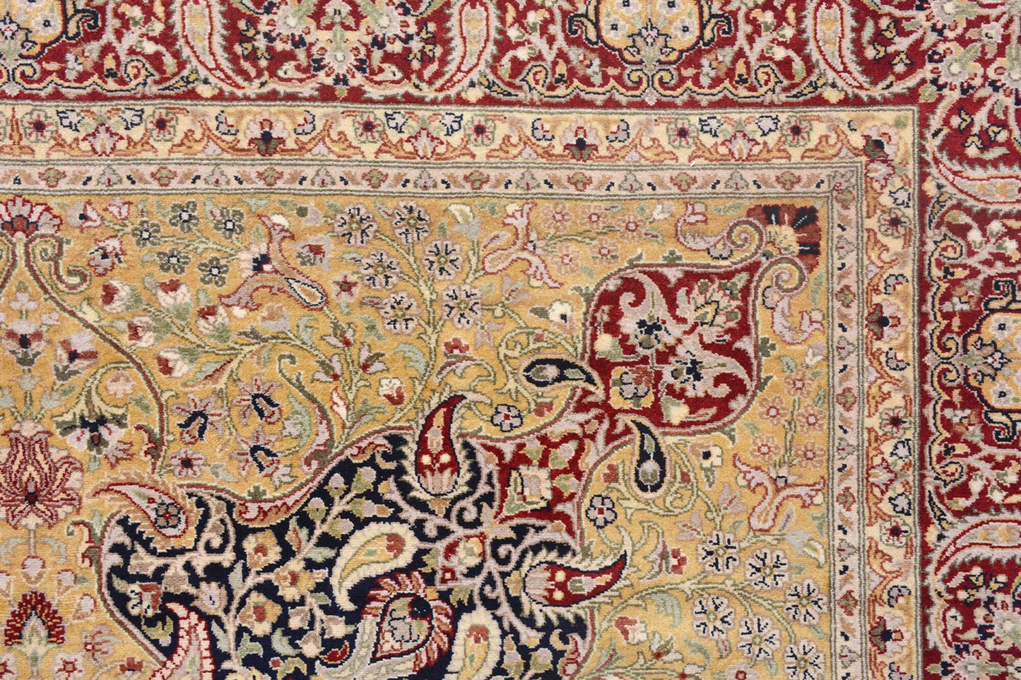 281cm x 183cm Hand Knotted Kashmiri area rug pure wool pile ru