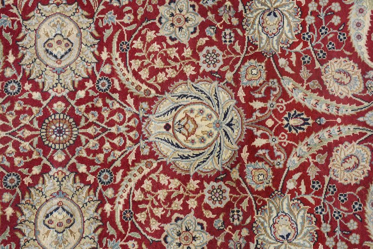 268cm x 198cm Hand Knotted pure wool pile Kashmiri area rug
