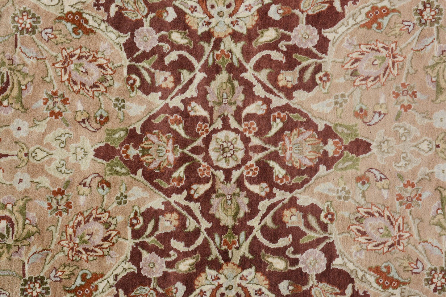 262cm x 184cm Hand Knotted Pure wool Pile Rug